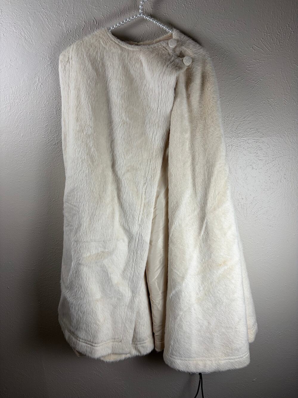 Vintage Neiman Marcus Fur Cape Poncho Shawl Glamorous Old Money Winter TINY FLAW